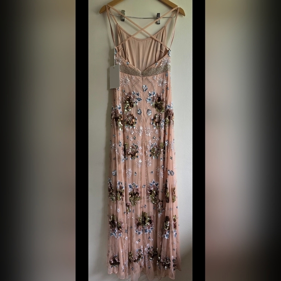 NEW! Mac Duggal, Floral Sequin Maxi Dress in Pink Nude/Multi Sequins, Size 2 - Picture 2 of 11
